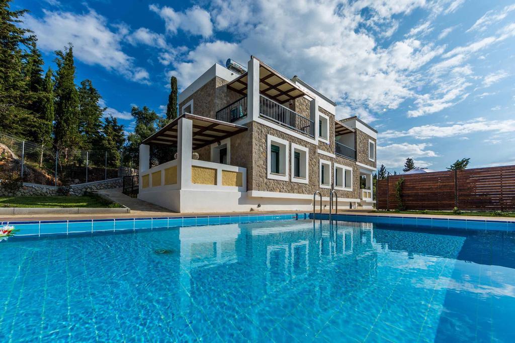 Villa Vera Áyios Nikítas Oda fotoğraf