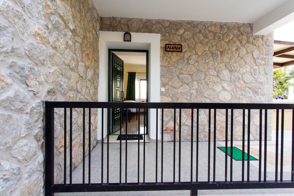 Villa Vera Áyios Nikítas Dış mekan fotoğraf